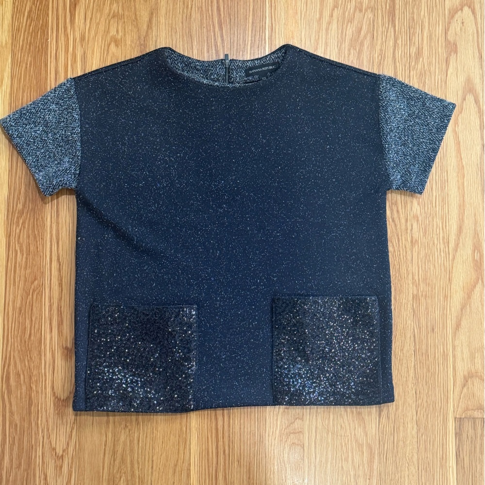 Banana Republic Boxy Black Sequin Pocket Short Sleeve Top Zipper Back Size XS
